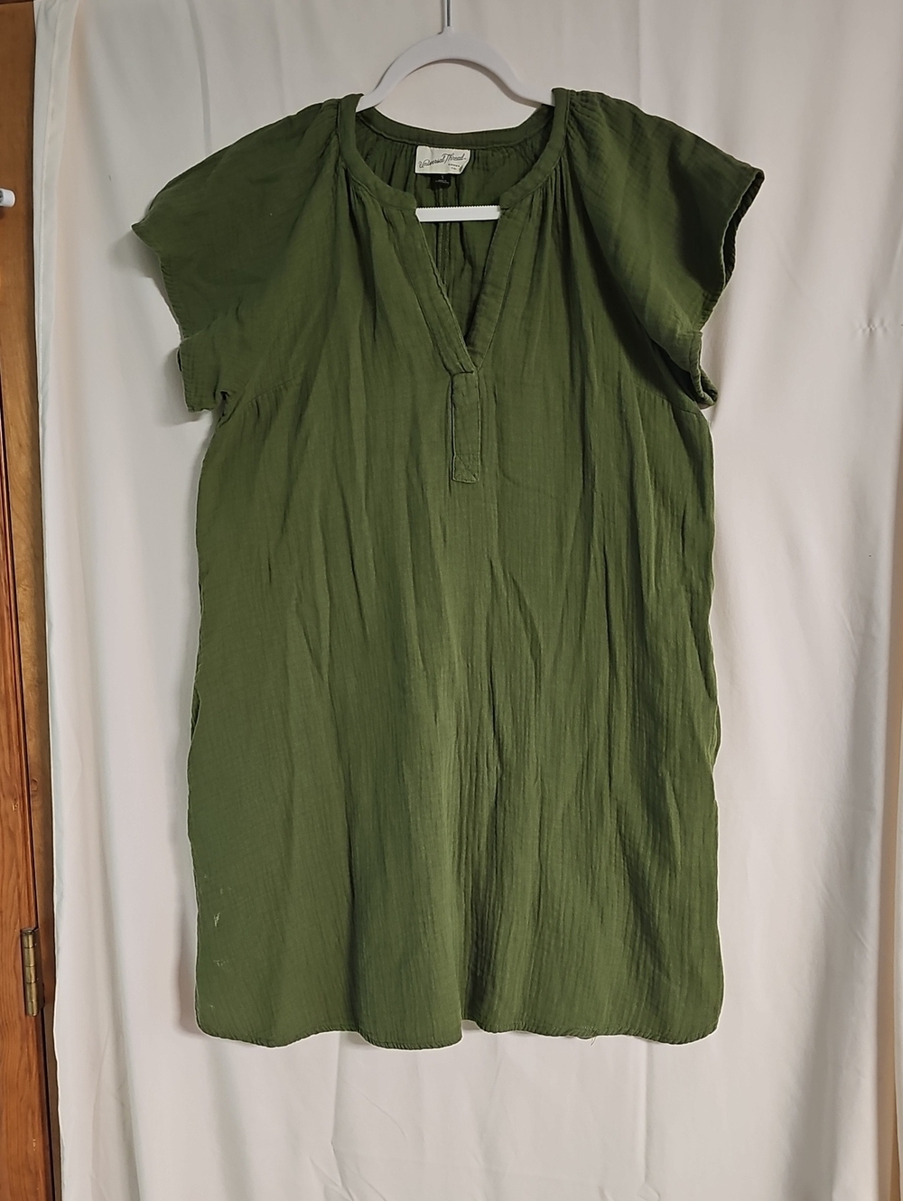 Universal Thread 100% Cotton Olive Green Short Sleeve V-Neck Tunic